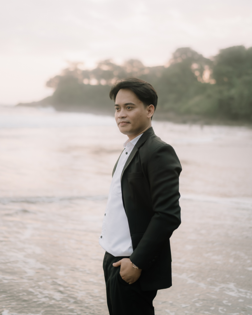 https://Tiadayas.webnikah.com/dirmember/00000028/TiaDayas/photo-275163-323928-l-202506081040.jpg