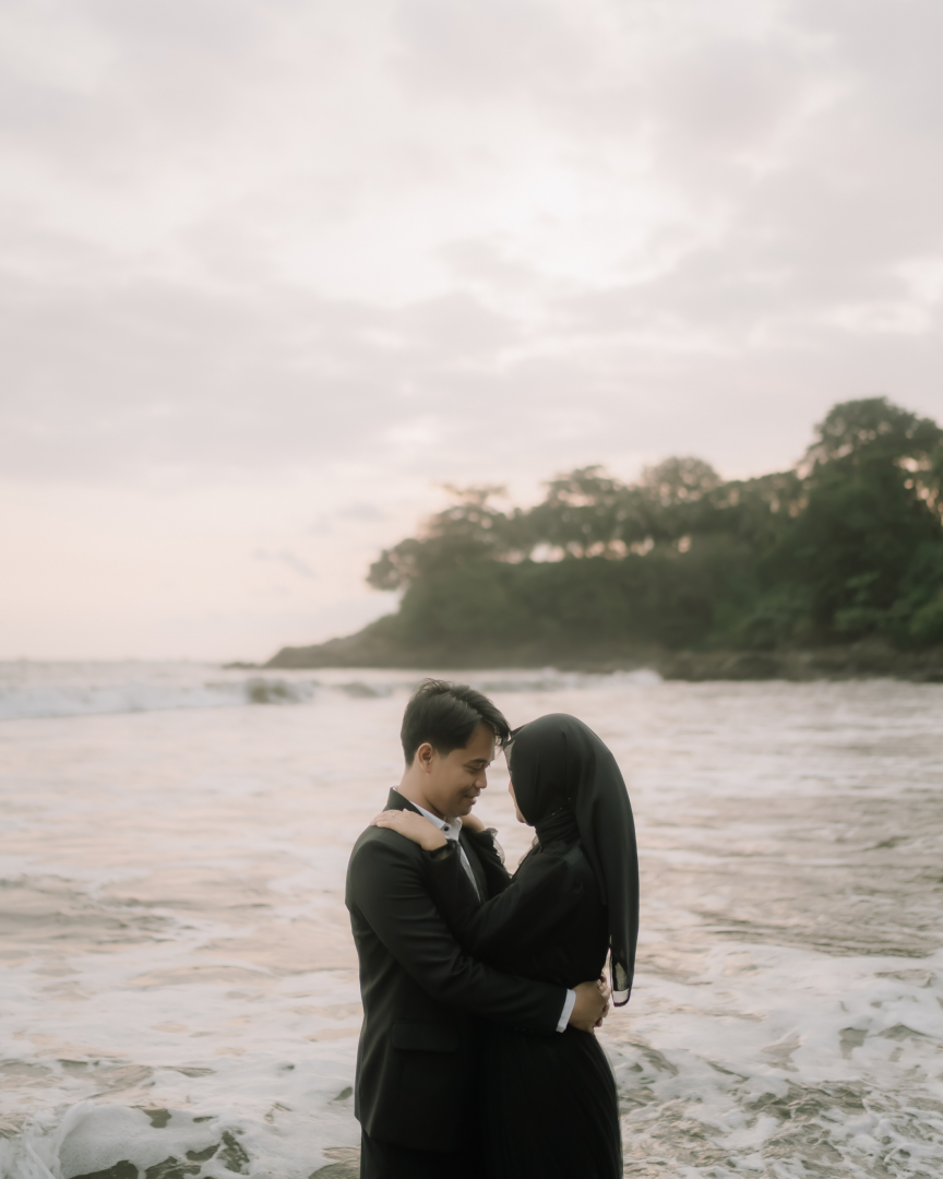 https://Tiadayas.webnikah.com/dirmember/00000028/TiaDayas/photo-275163-323930-l-202506081041.jpg